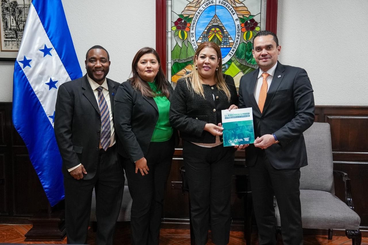 Conadeh entrega al Congreso informe de observación electoral